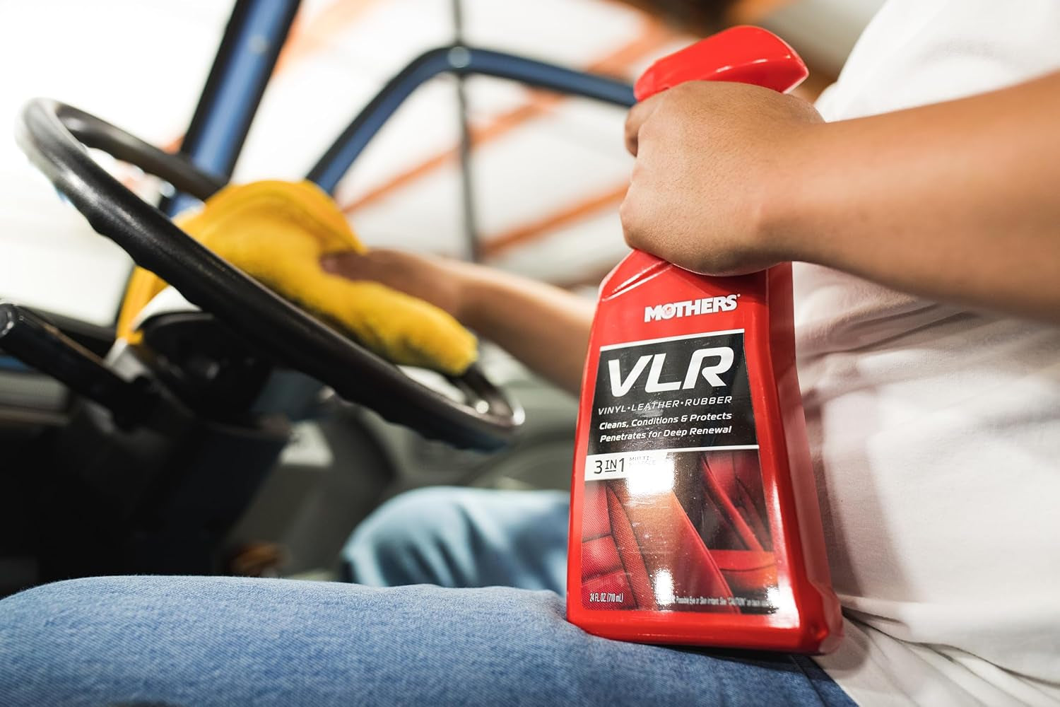 Mother'S 6524 VLR Vinyl Leather Rubber, 24 Ounces | Cleans, Conditions & Protects in One Step, Ph Balanced, Neatsfoot Oil & Lanolin to Protect against Drying, Fading & Cracking